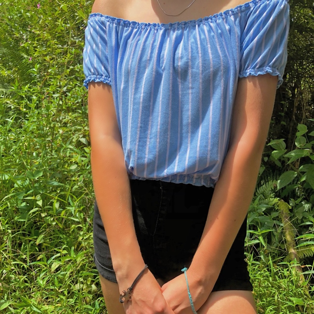 AMERICAN EAGLE crop top